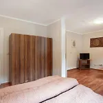 Roth Guest house 3*